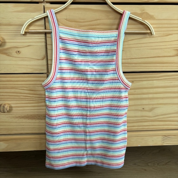 rainbow tank - Picture 3 of 3